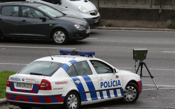 PSP detectou 650 infracções por radar e deteve 12 pessoas