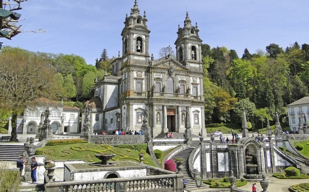 Homem detido após furto na Basílica do Bom Jesus