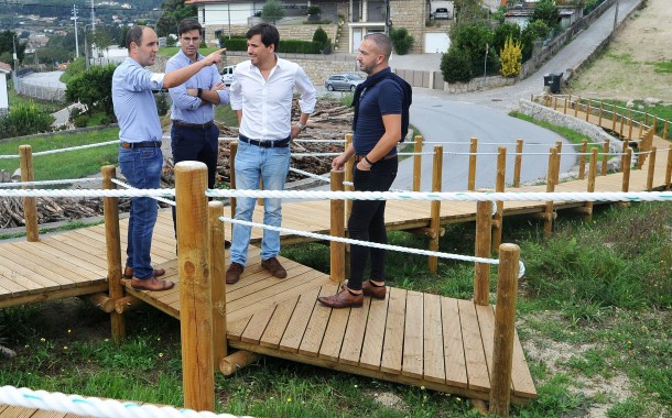 Câmara de Braga atribui 30 mil euros a Priscos para instalação de passadiço e de jardim público