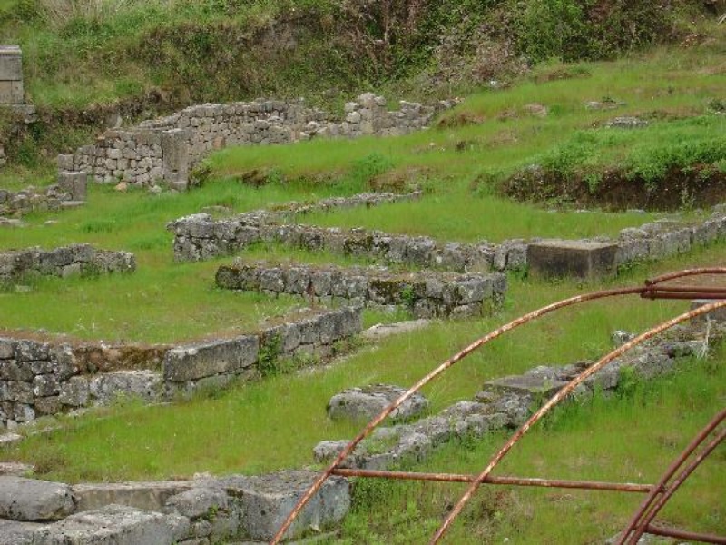 Câmara de Braga contrai empréstimo de 10 milhões para escolas e musealização da Ínsua das Carvalheiras