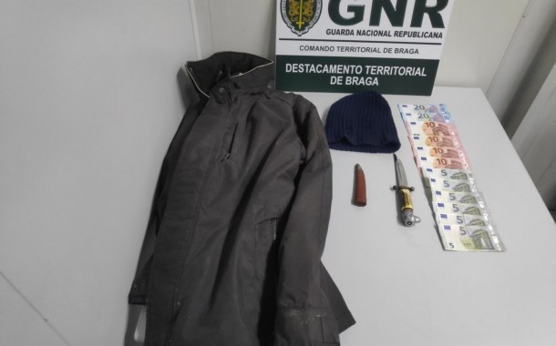 Assalta pastelaria em Braga com uma faca e acaba detido