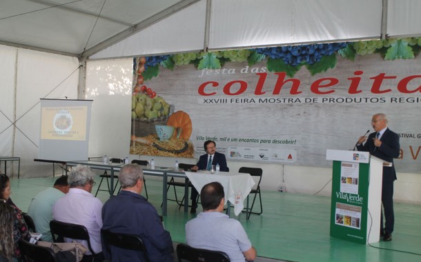 FESTA DAS COLHEITAS: Apicultura é sector em crescimento mas precisa de organização