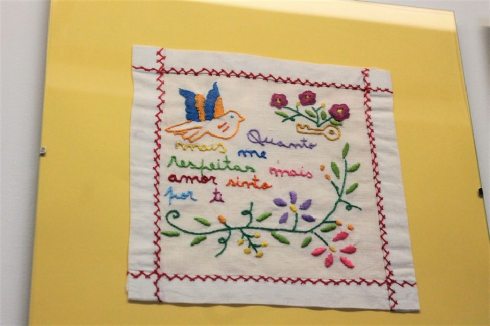 Exposição ‘Construir o Amor com Igualdade’ para “um amanhã sem violência no namoro” na Secundária de Vila Verde