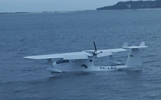 Avioneta espanhola amara de emergência no rio Minho devido a problemas técnicos