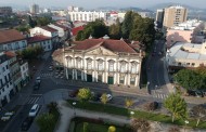 PSP de Braga detém dois homens por assalto a estabelecimento comercial; um terceiro está em fuga