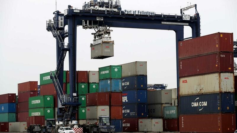 Bruxelas calcula impacto das tarifas aplicadas pelos EUA a produtos da UE que podem afectar Portugal
