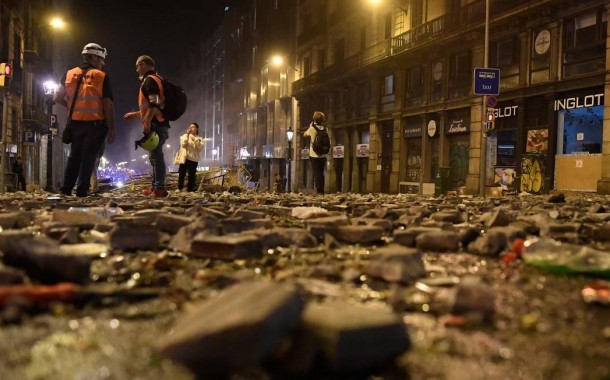 Mais de 180 feridos na última noite de violência na Catalunha