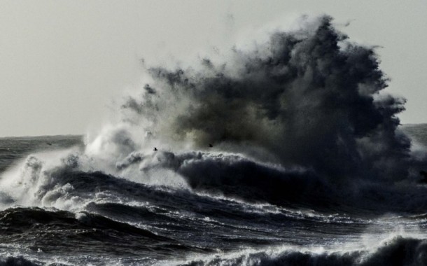 Depressão Amelie a caminho com mais chuva, vento e ondas de 5 metros em Esposende