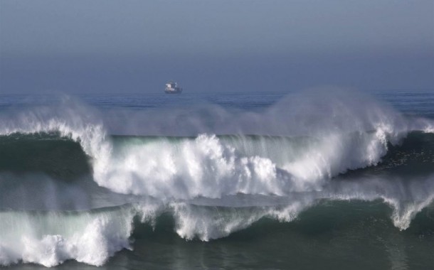 Aviso Vermelho. Ondas até 15 metros nas costas de Esposende e Viana de Castelo