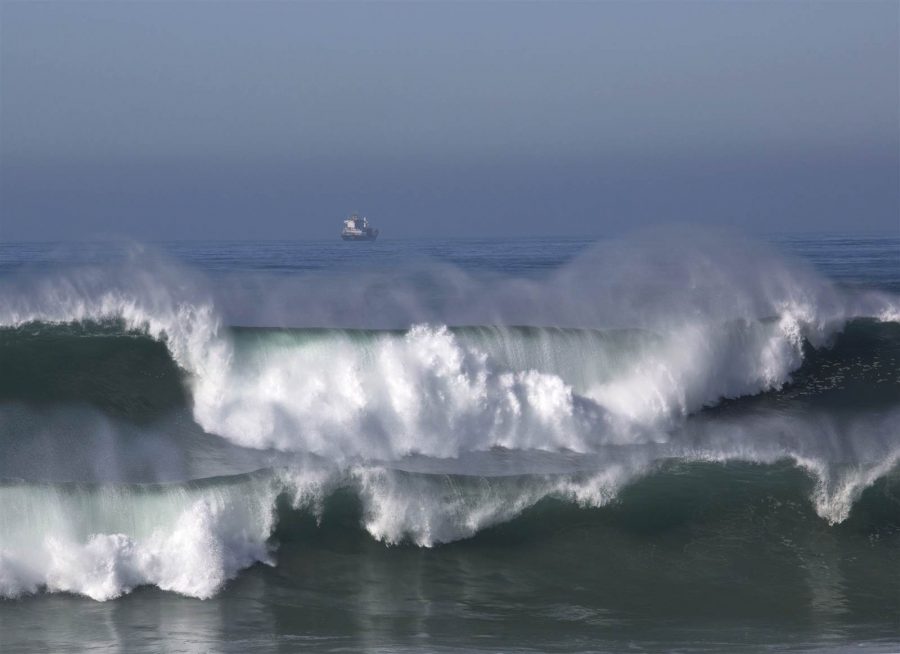 Aviso Vermelho. Ondas até 15 metros nas costas de Esposende e Viana de Castelo