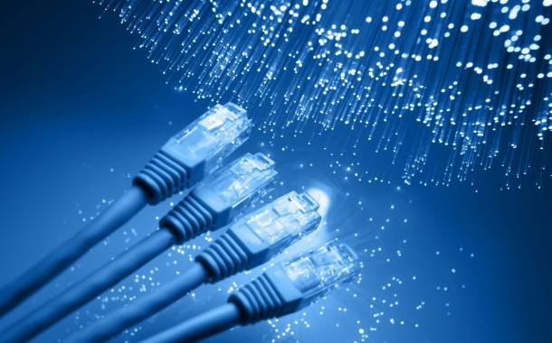Reforço da fibra ópitca de 15 milhões de euros liga (mais) Viana ao resto do mundo