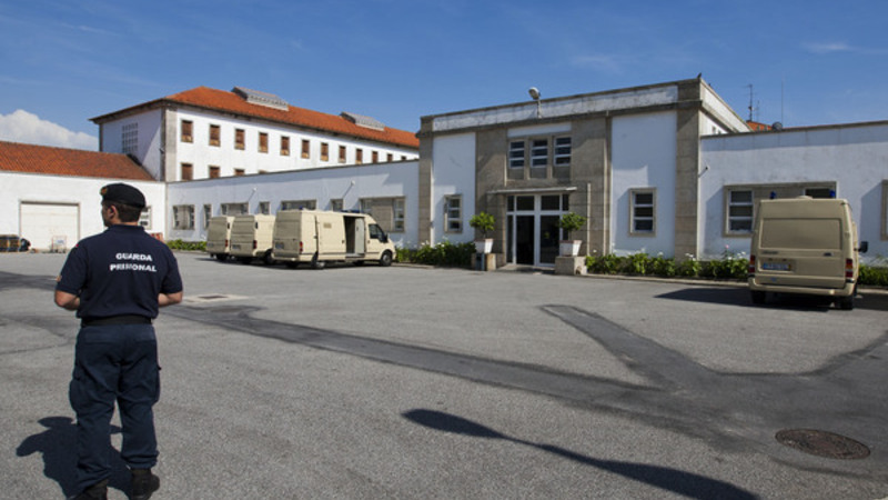 Cinco guardas prisionais detidos pela PJ na cadeia de Paços de Ferreira