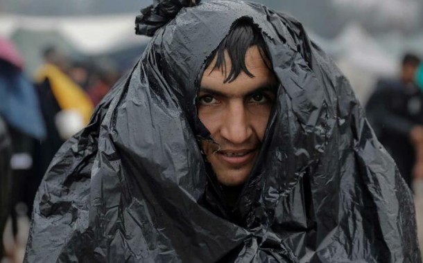 Crise humanitária à vista nos campos de migrantes na Bósnia