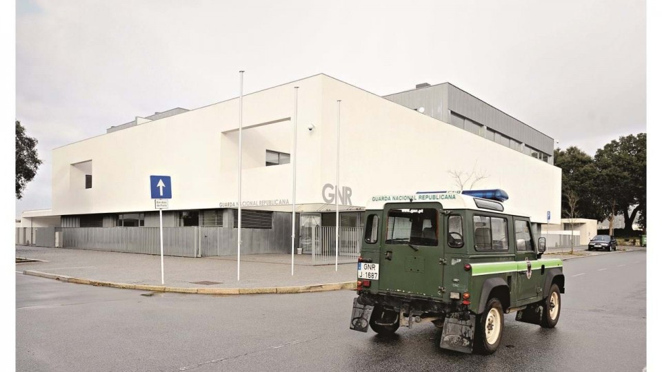 GNR de Esposende detém homem por ameaças a ex-namorada e ameaças a bombeiros