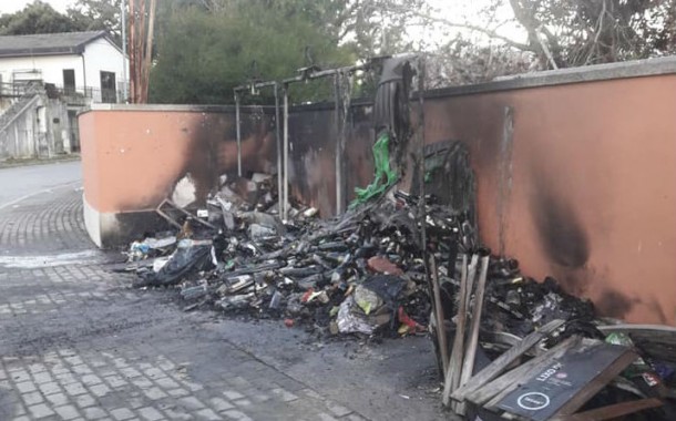 Fogo destrói ecopontos em Guimarães