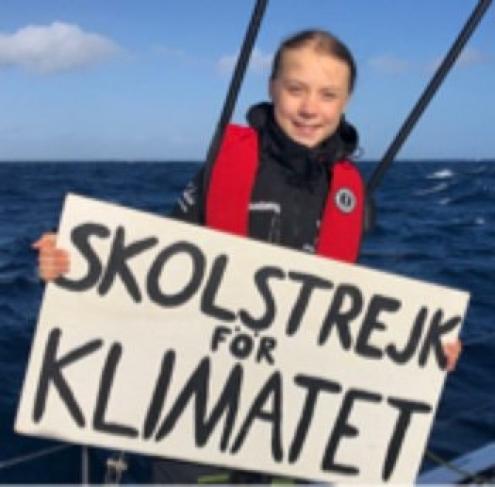 Bloquista José Maria Cardoso recebe Greta Thunberg à chegada a Lisboa