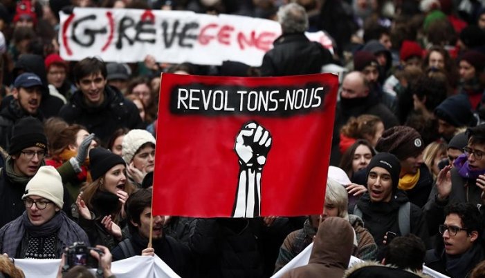 França prepara greve generalizada na terça-feira contra reforma dos sistema de pensões