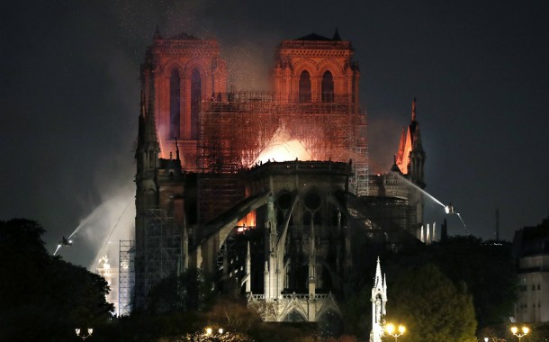 Notre Dame não realizar missa do Galo pela primeira vez desde 1803