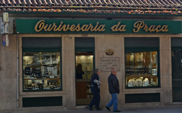 Ourivesaria assaltada no centro de Famalicão