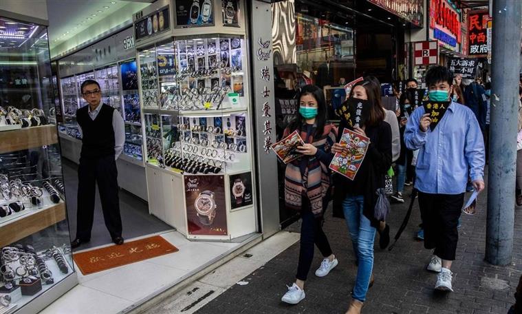 Organização Mundial da Saúde alerta para vírus misterioso que apareceu na China