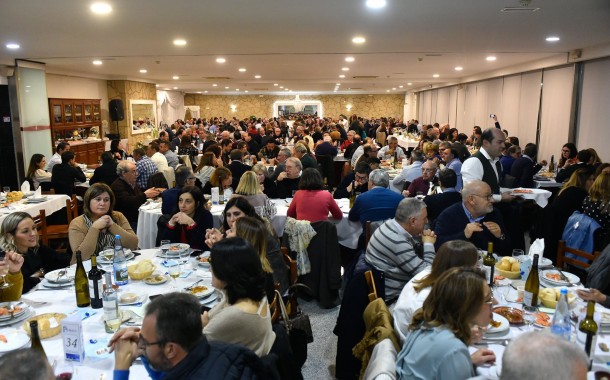 Autarcas de Braga confraternizam à volta da mesa