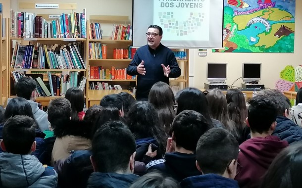 José Maria Cardoso alerta para números “chocantes” de violência no namoro em escola de Barcelos