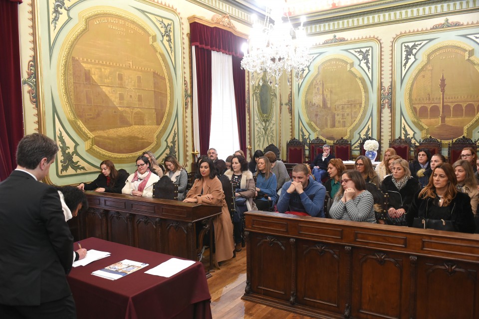 Escolas de Braga recebem mais 29 assistentes operacionais. Lançado novo concurso