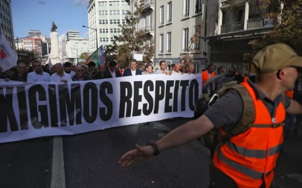 PSP e GNR protestam no arranque da Final Four da Taça da Liga em Braga