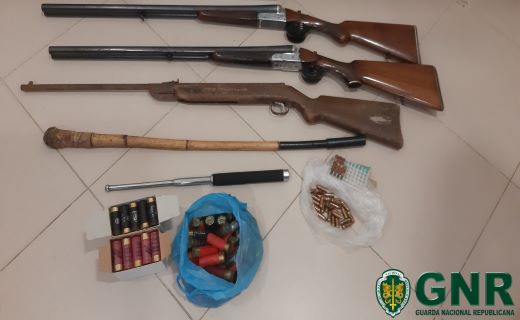 Jovem constituído arguido por posse ilegal de armas na Ponte da Barca