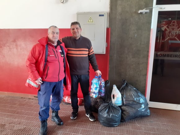 “Simples gesto”. Associação de Pais do Agrupamento de Escolas de Amares promoveu campanha de recolha de tampas de plástico