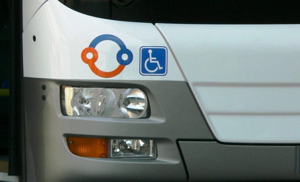BE questiona câmaras de Braga sobre transportes públicos para pessoas com deficiência ou mobilidade reduzida