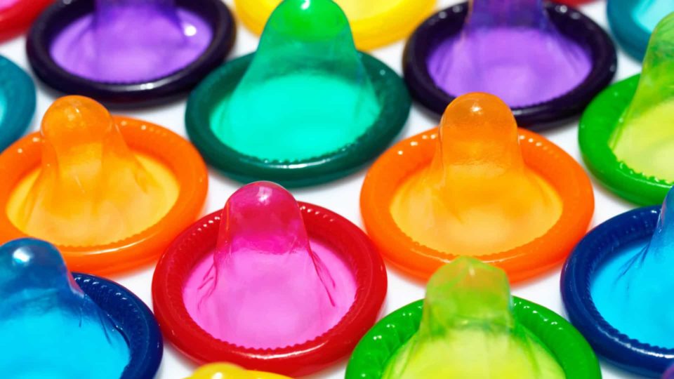 Movimento pede à DGS que duplique número de preservativos distribuídos gratuitamente