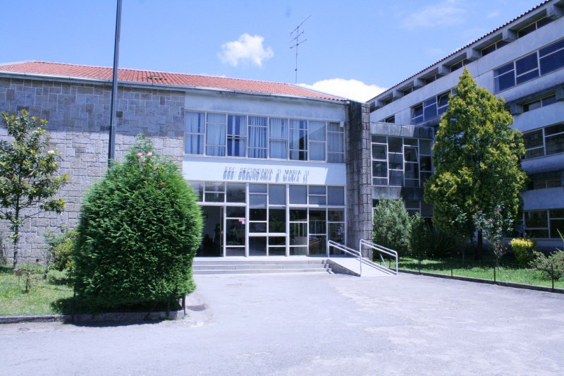 200 alunos em quarentena em Braga após contacto com professor infectado