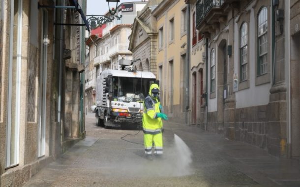 Covid-19. Barcelos desinfecta ruas e suspende feira semanal