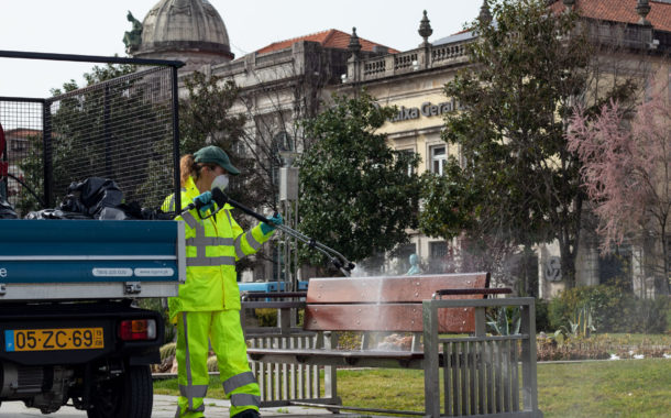Agere desinfecta ruas e espaços públicos de Braga