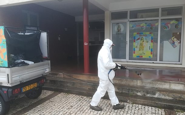 Esposende combate Covid-19 com lavagem e desinfecção de espaços públicos