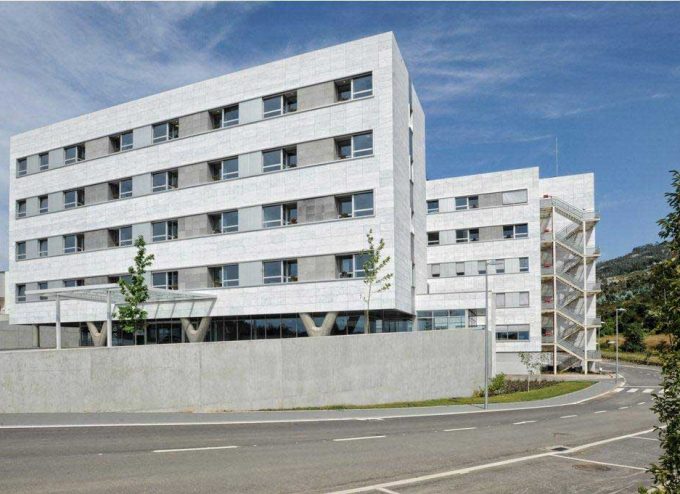 Equipa médica contaminada e dezenas de profissionais suspeitos de Covid-19 no Hospital Privado de Braga