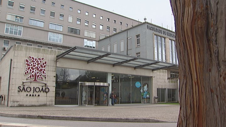 Professor de música em Viana do Castelo e no Porto infectado com Covid-19.  Escola portuense fecha portas