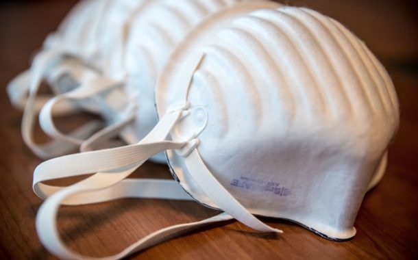 Cidade chinesa de Shenyang doa dez mil máscaras descartáveis e 500 kits médicos de protecção a Braga