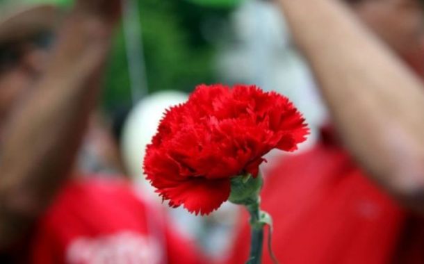 Comemorações do 25 de Abril na AR? Partidos decidem esta quarta-feira