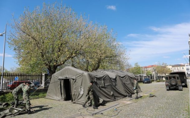 Exército monta tendas no Centro de Saúde e Hospital de Barcelos