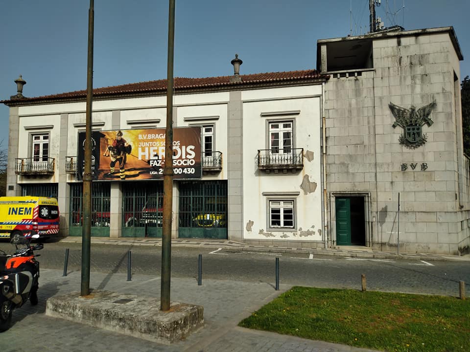 ‘Voluntários’ de Braga assinalam Sexta-Feira Santa com toque de sirene (c/vídeo)