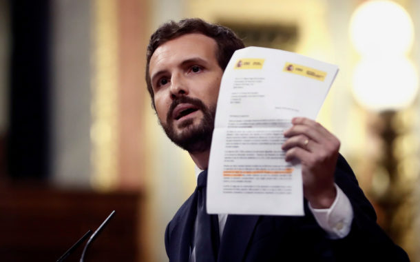 “Como é possível Portugal ter 700 mortos e nós mais de 20.000’?”, pergunta líder da oposição espanhola