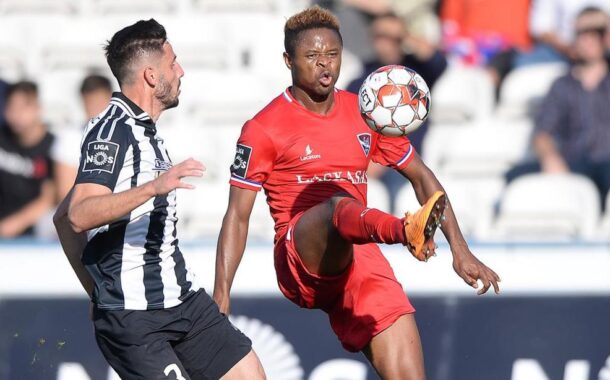 Liga recomeça a 3 de Junho com Portimonense-Gil Vicente