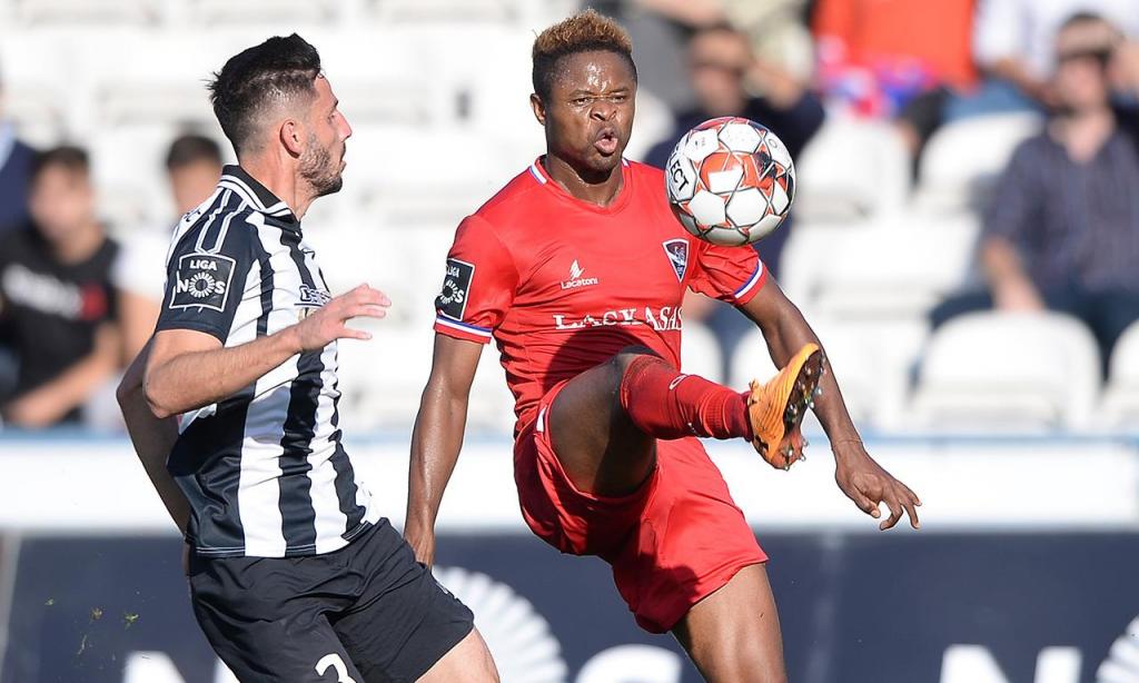 Liga recomeça a 3 de Junho com Portimonense-Gil Vicente