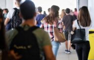 Adolescentes portugueses gostam menos da escola, fumam menos canábis e bebem mais que muitos colegas europeus
