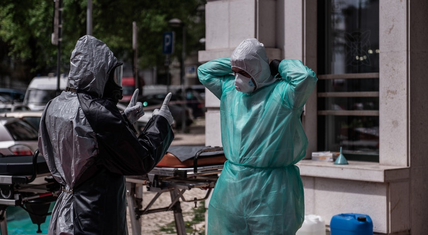 Covid-19 mata 16 e infecta 223 pessoas nas últimas 24 horas em Portugal