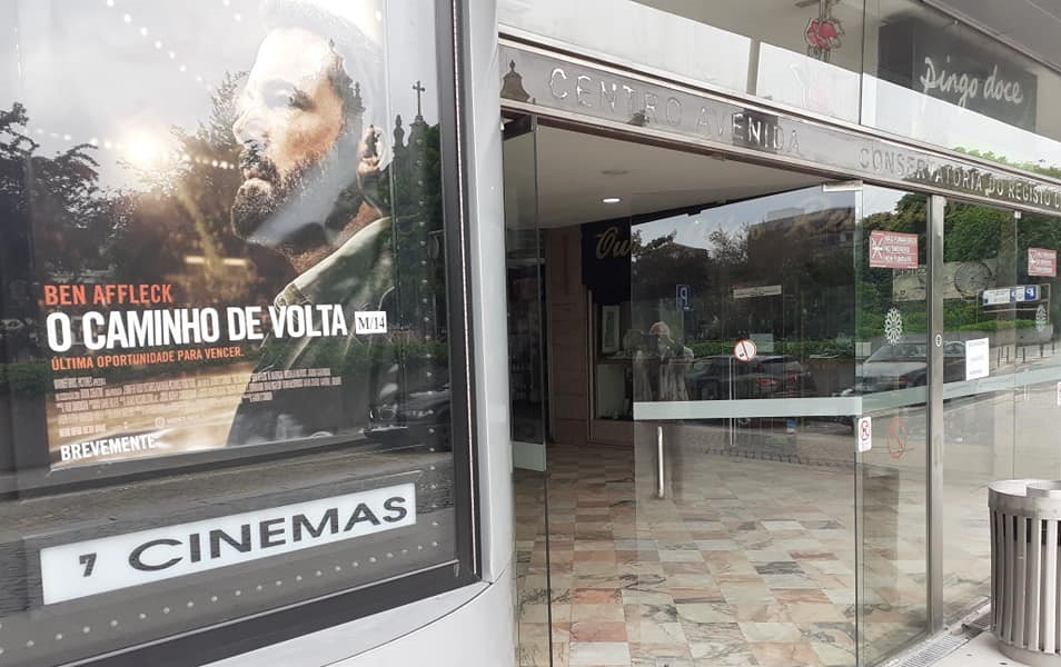 “Aqui dentro até se ouvem os passarinhos”. Pequenos centros comerciais de Braga desesperam por reabrir