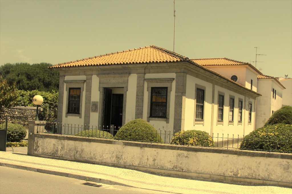 Transformação do antigo quartel da GNR de Esposende em Arquivo Municipal com luz verde