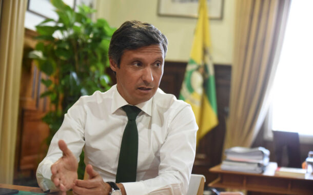 Presidente da Câmara de Famalicão acusa Governo de “não dar ouvidos” às autarquias desde início da pandemia